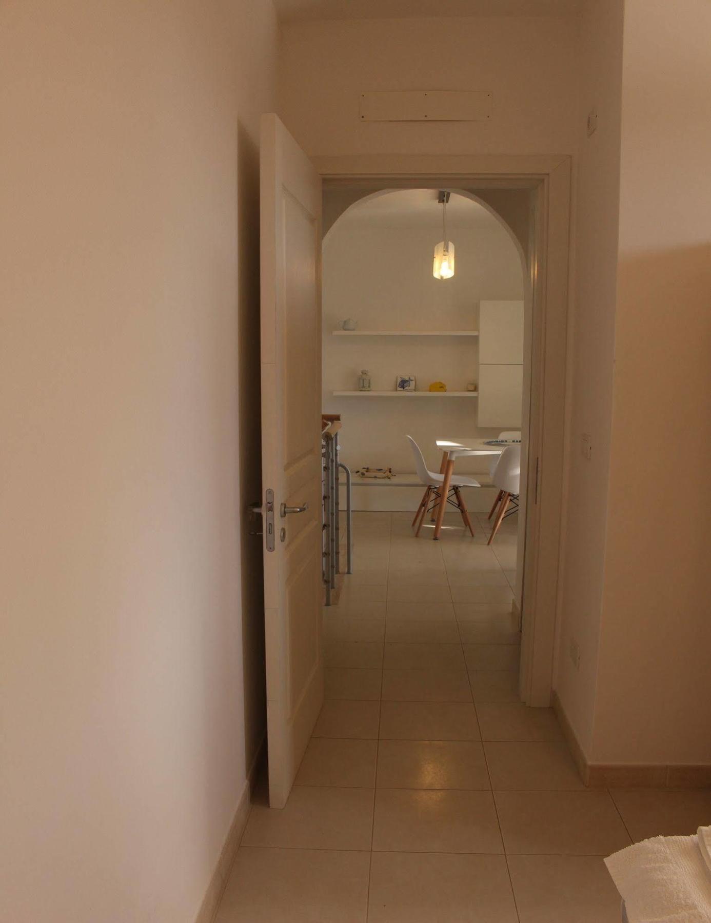 Blu Marini Apartments Salve Exterior photo